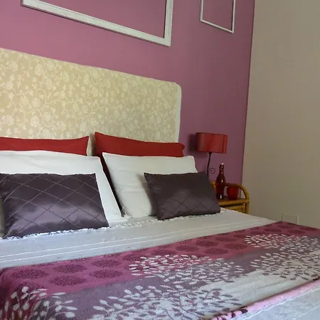Oda ve Kahvaltı Bellini 3*